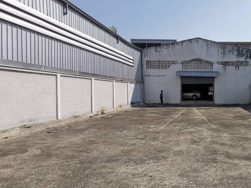 Studio Commercial for Rent in Bang Phli