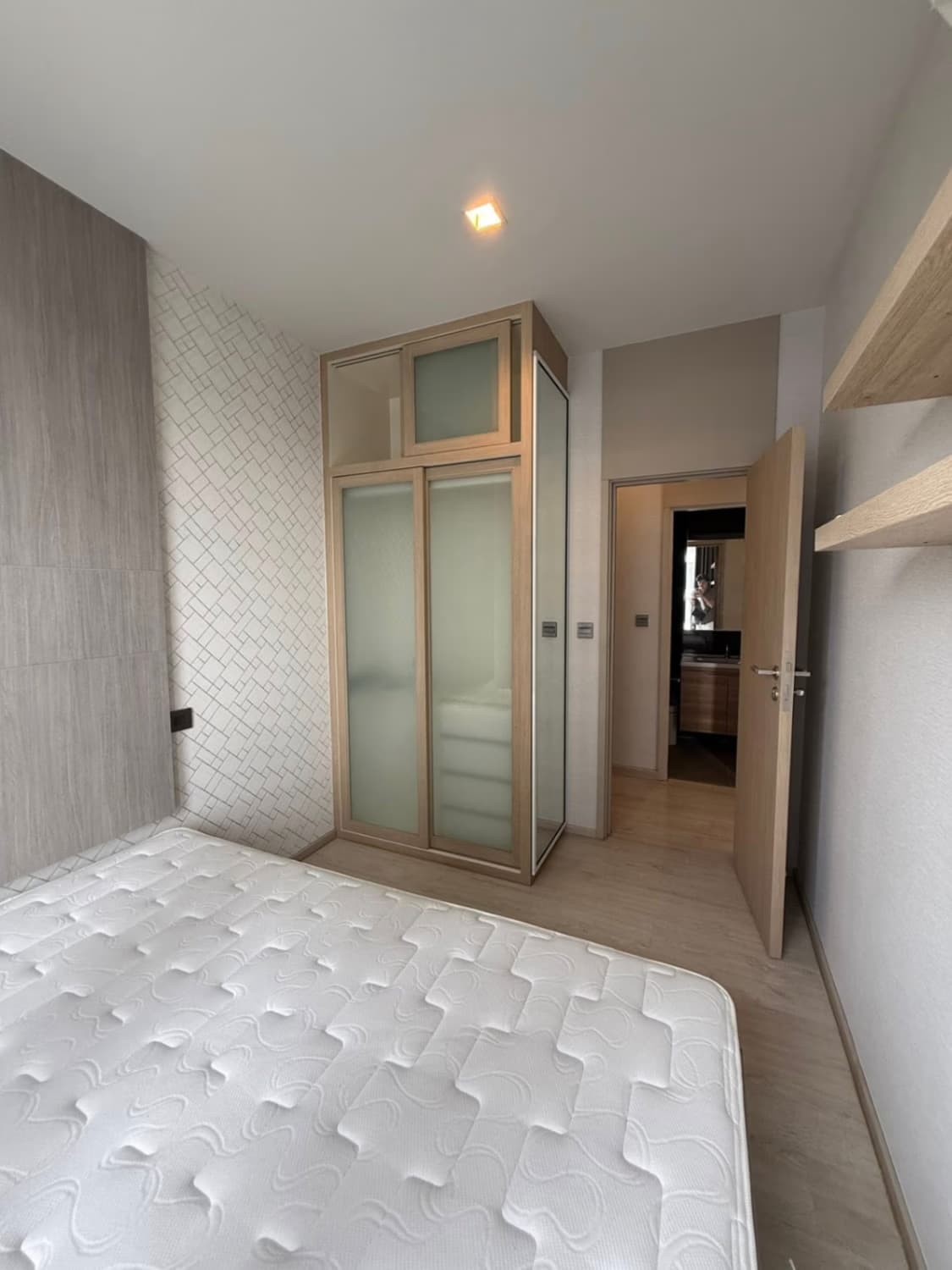 2 Bed Condo for Rent in Watthana - Image 7