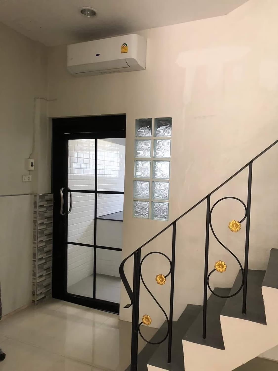 Studio Commercial for Rent in Phra Pradaeng District - Image 6