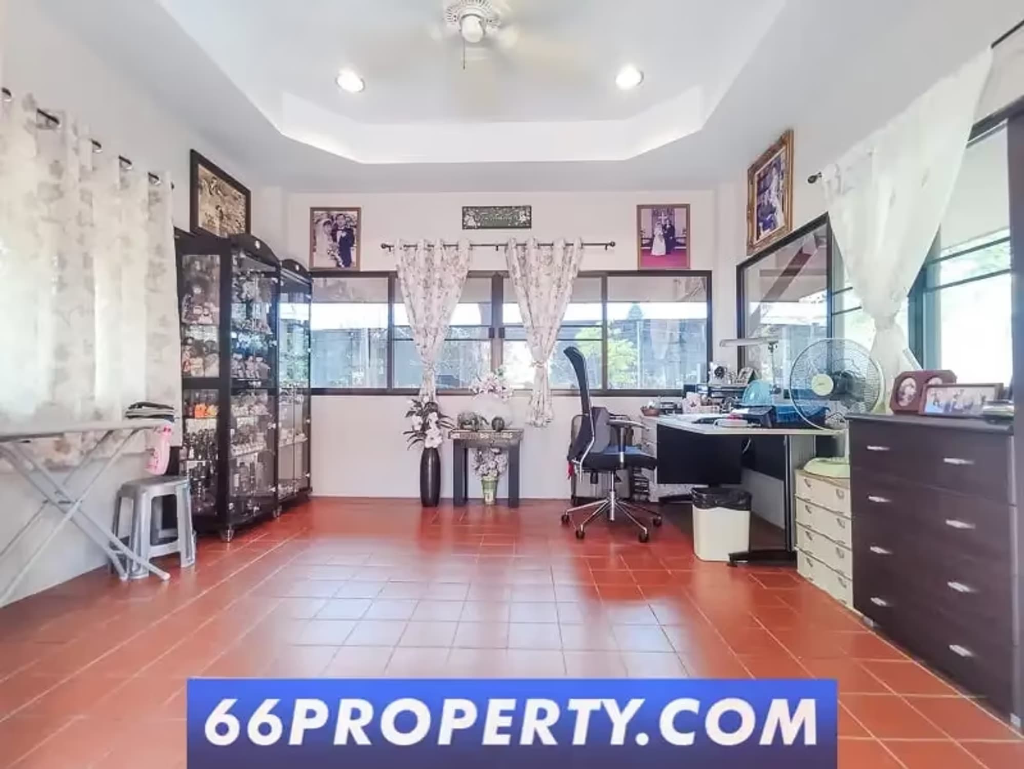 4 Bedroom House - Image 43