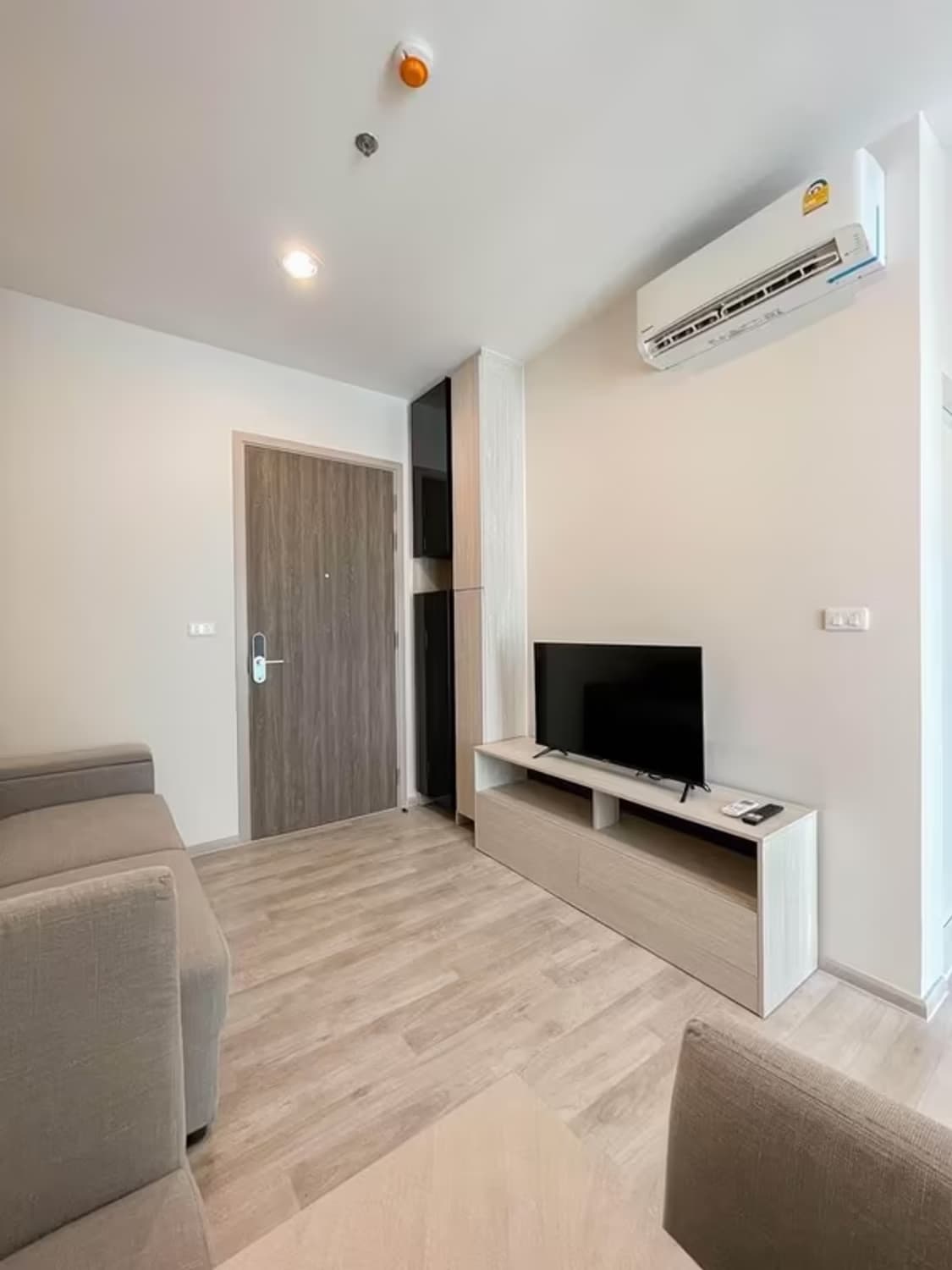 Condo for Rent at Niche MONO Mega Space Bang Na - Image 2