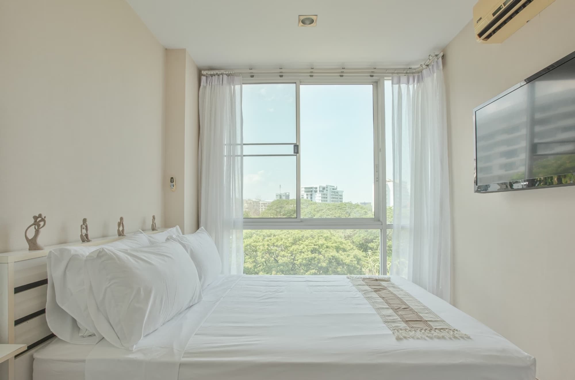 1 Bed Condo for Sale in Mueang Chiang Mai - Image 2