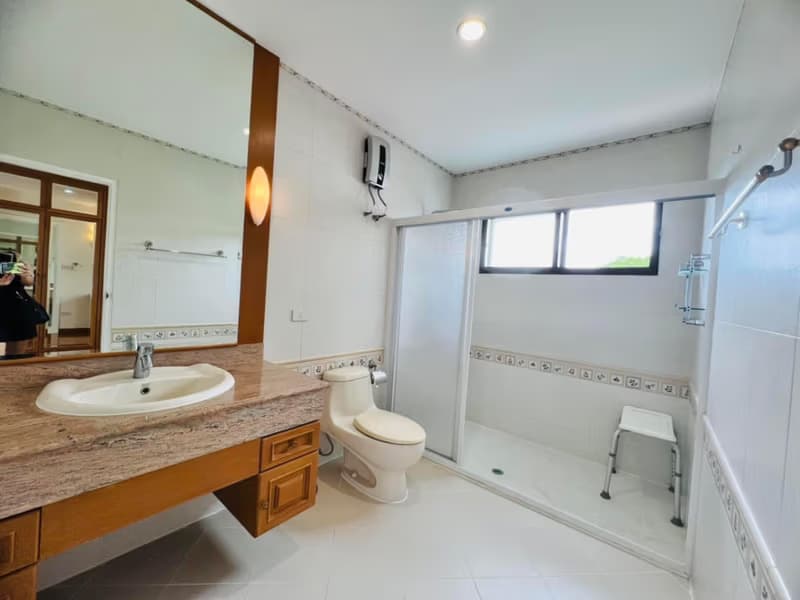 4 Bed House for Sale in Mueang Chiang Mai