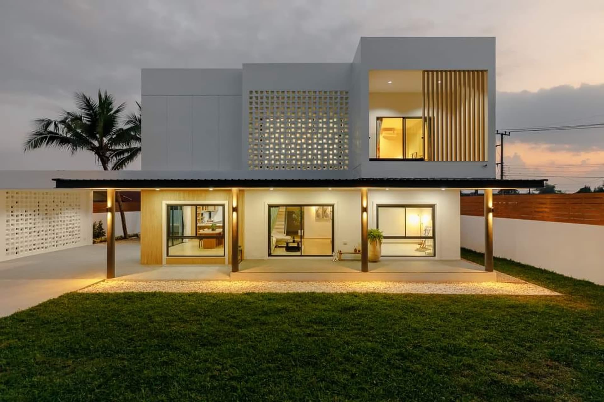 5 Bed House for Sale in Saraphi - Image 1