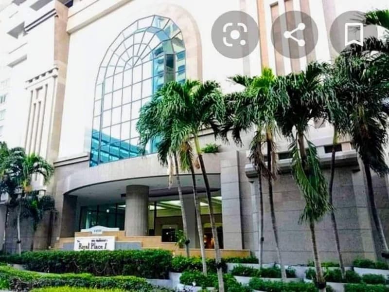 Condo for Rent at The Royal Place 1