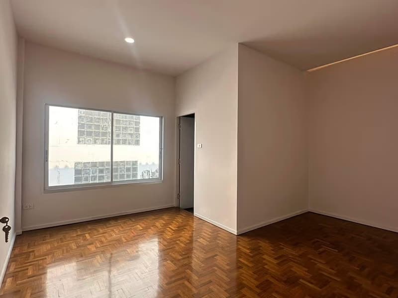 Townhouse for Sale in Suthep, Mueang Chiang Mai