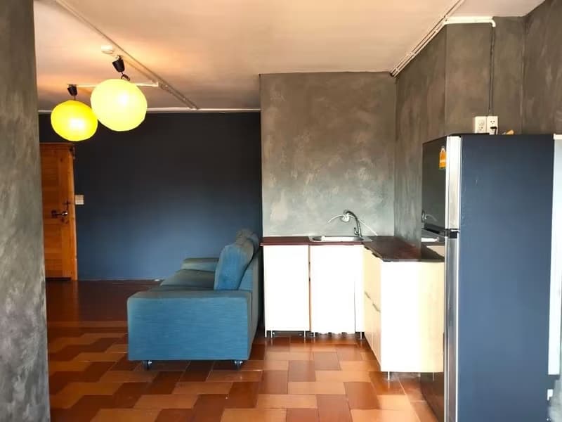 Condo for Sale at Sathorn Suite