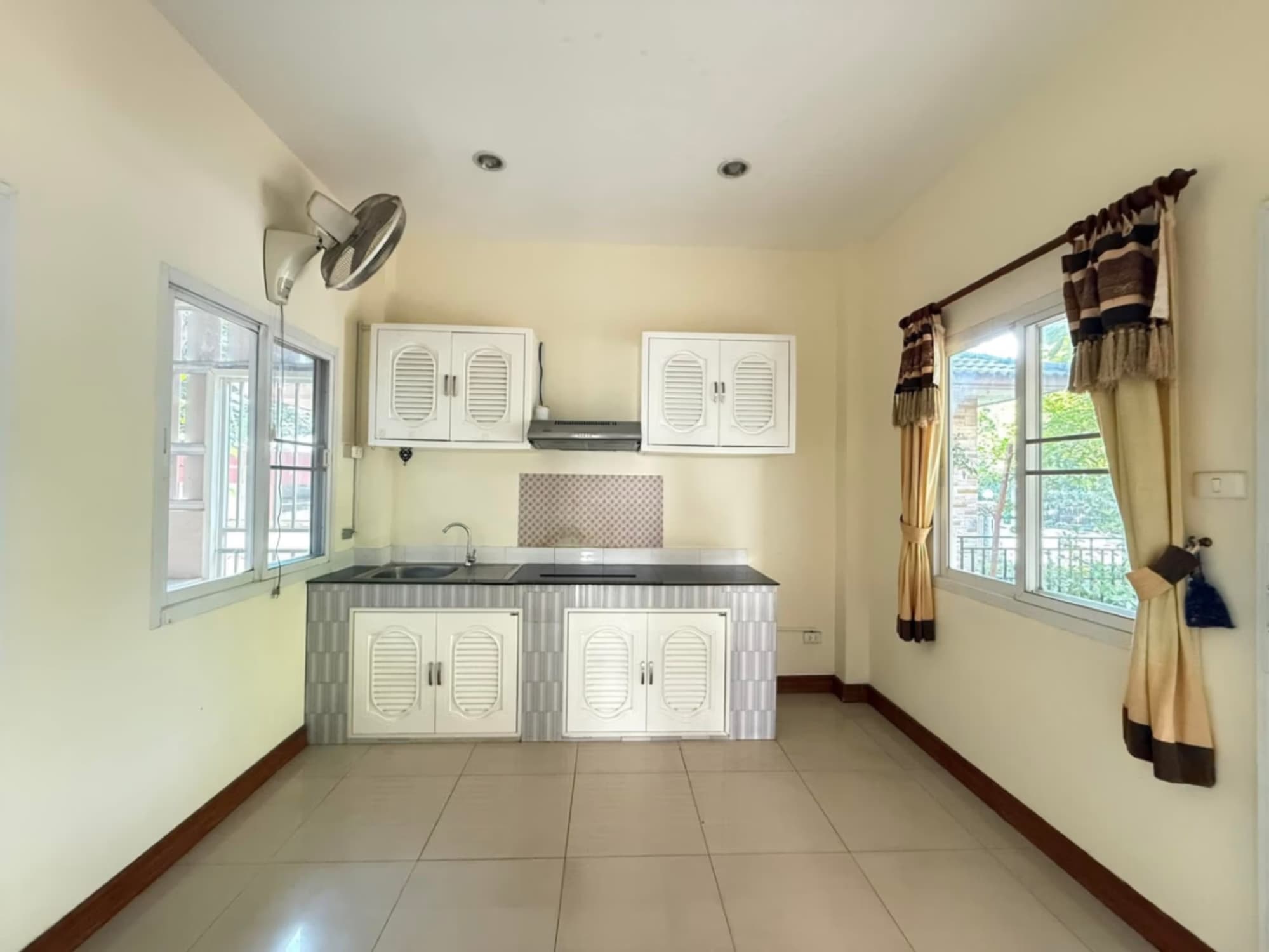 3 Bed House for Sale in Mueang Chiang Mai - Image 11