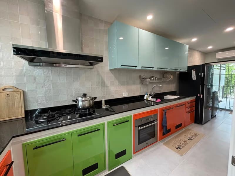 3 Bed House for Rent in Prawet
