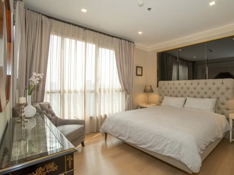 1 Bedroom Condo