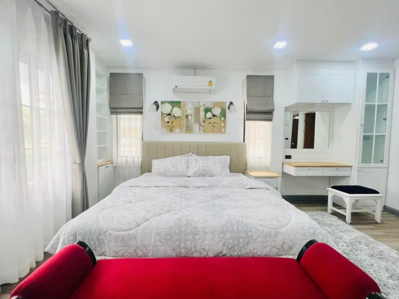 5 Bed House for Rent and Sale in Mueang Chiang Mai