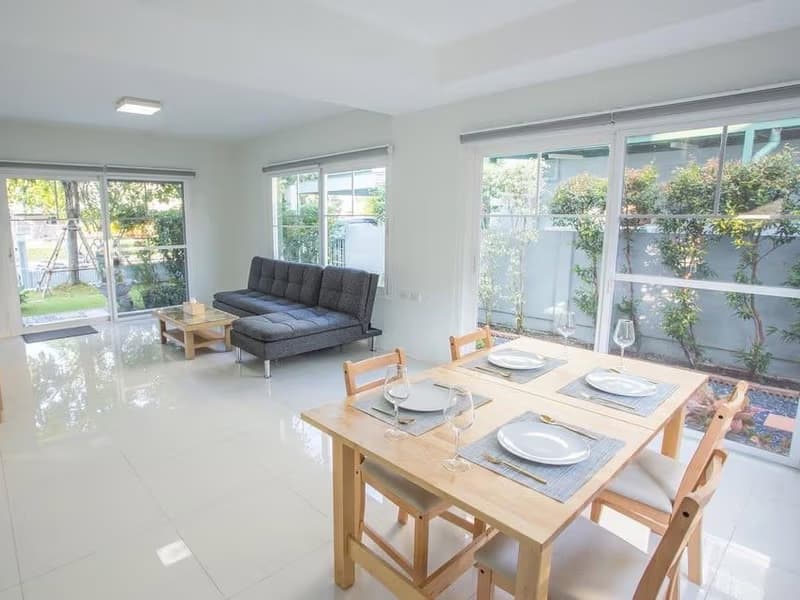 3 Bed House for Sale in Bang Phli
