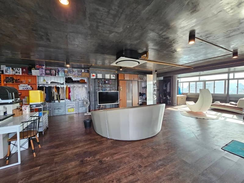 2 Bed Condo for Sale in Phra Khanong