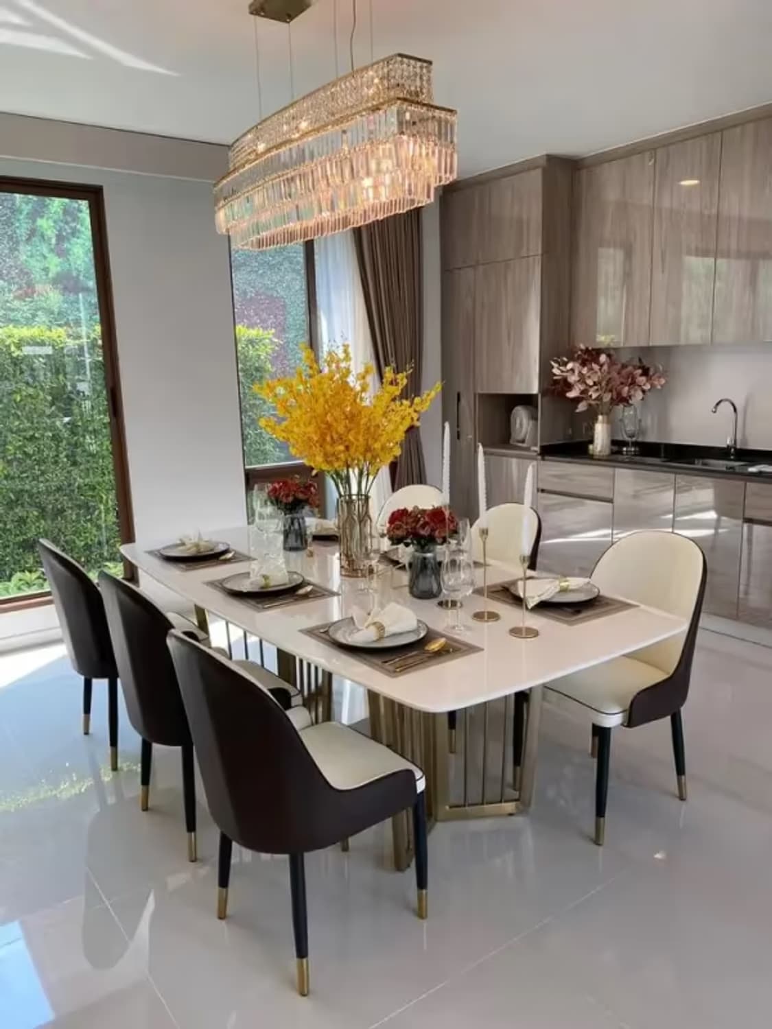 4 Bedroom House - Image 9