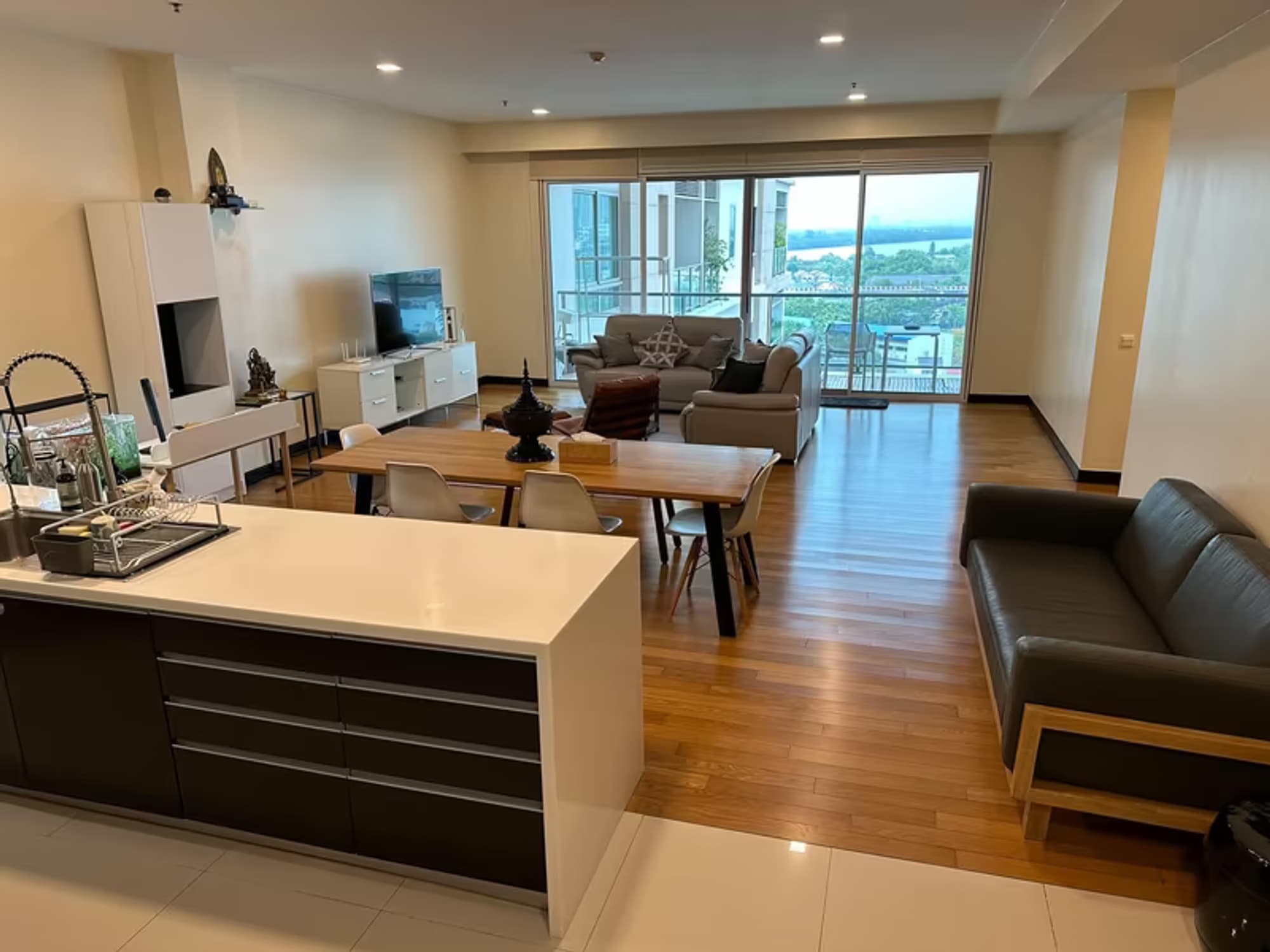 The Lofts Yen Akat - Image 1