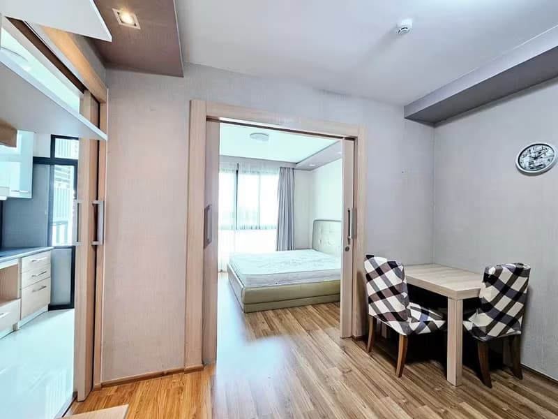 Condo for Rent at The Treasure