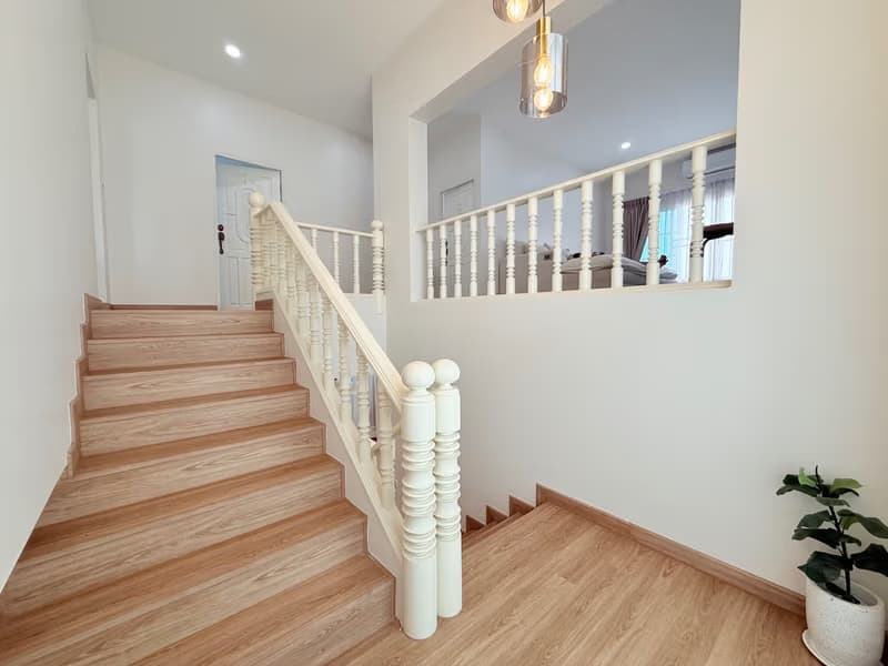 5 Bed House for Rent and Sale in Hang Dong