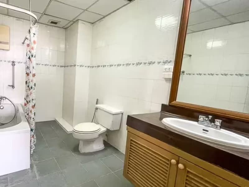 3 Bedroom Condo