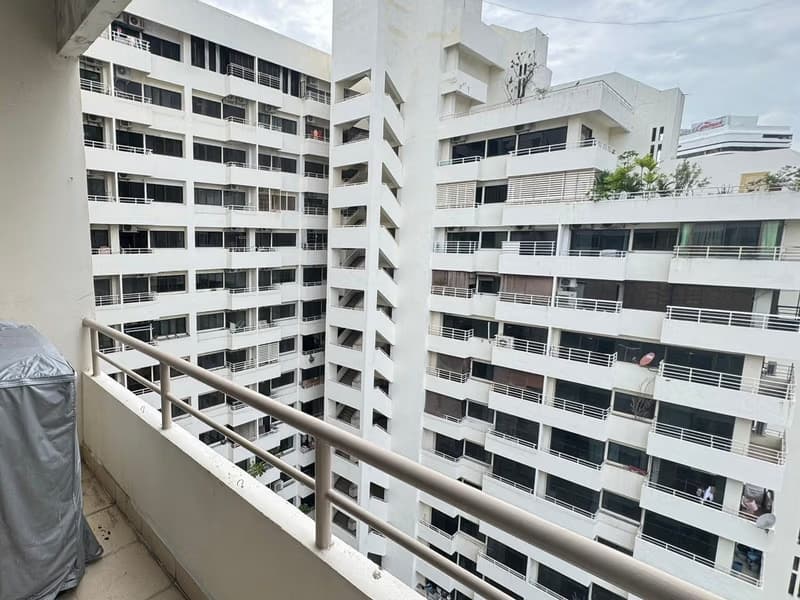 1 Bed Condo for Rent in Khlong Toei