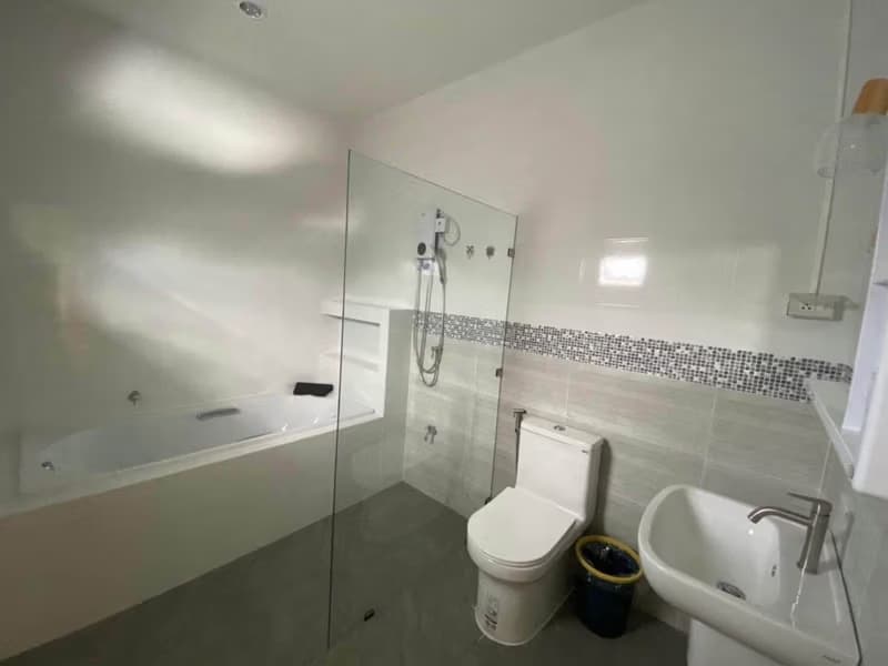 4 Bed House for Rent in San Sai
