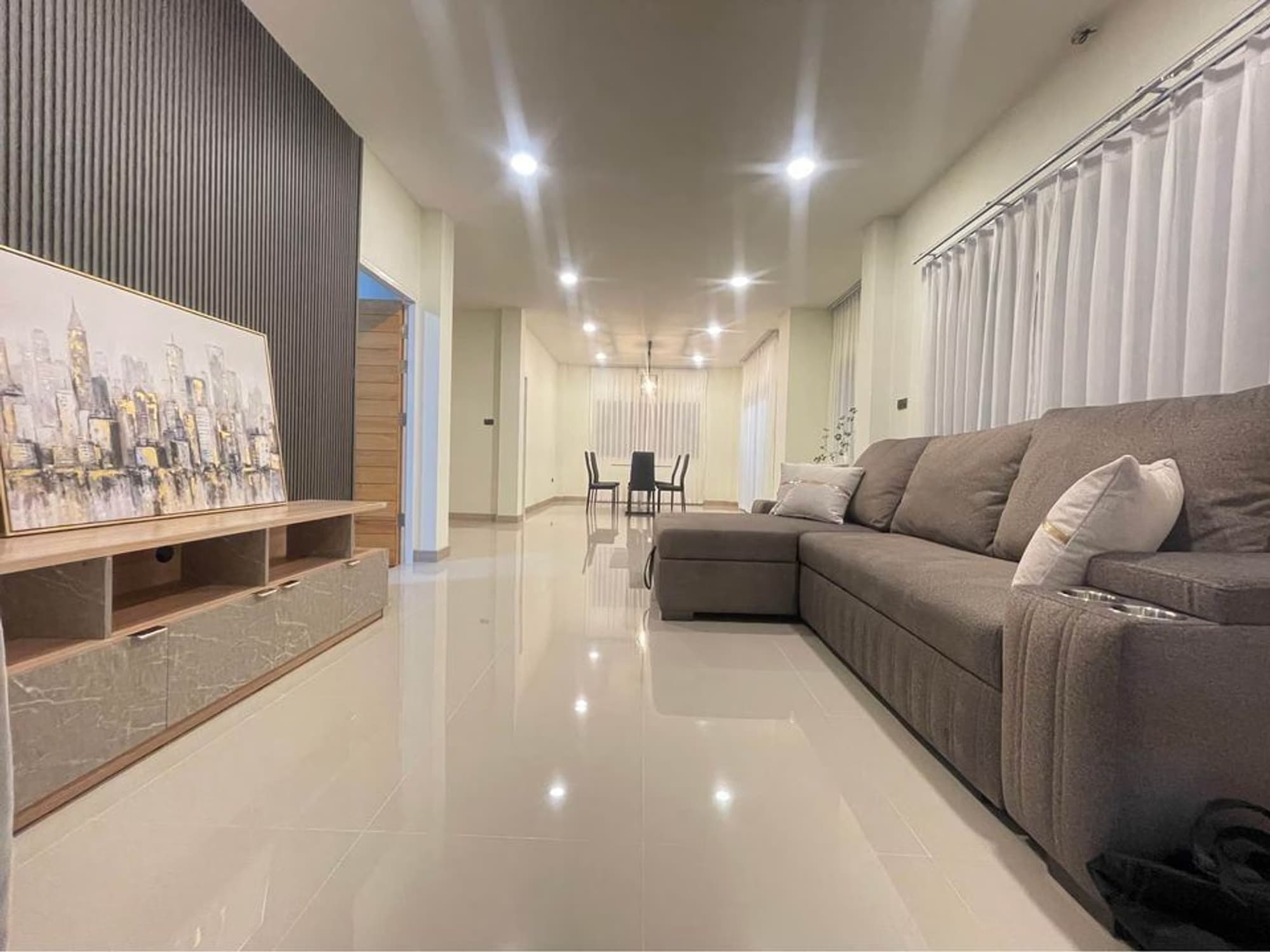4 Bed House for Sale in undefined - Image 5