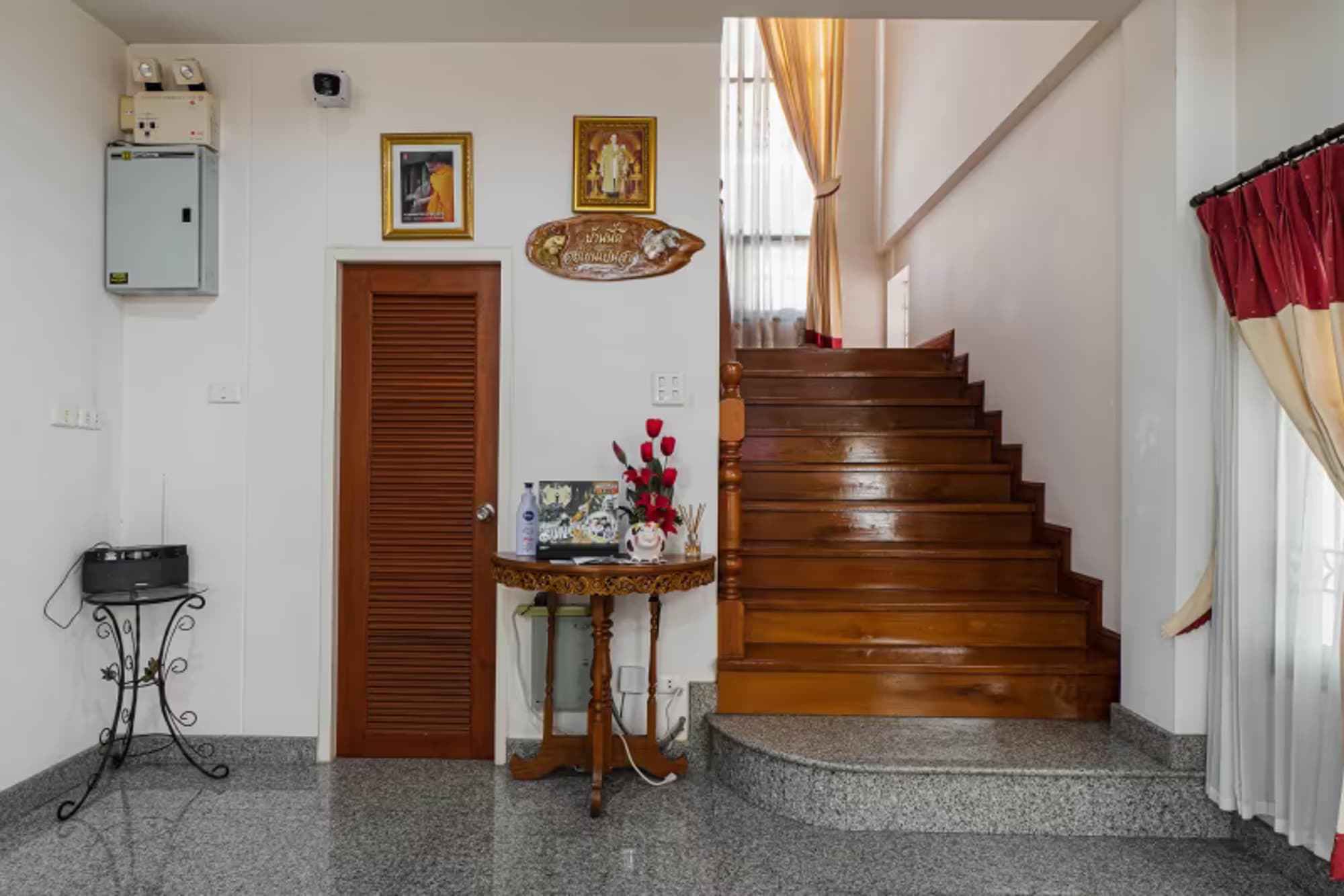 3 Bedroom House - Image 14