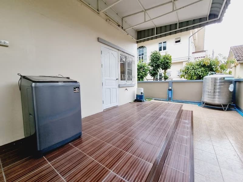 4 Bed House for Rent in Mueang Chiang Mai