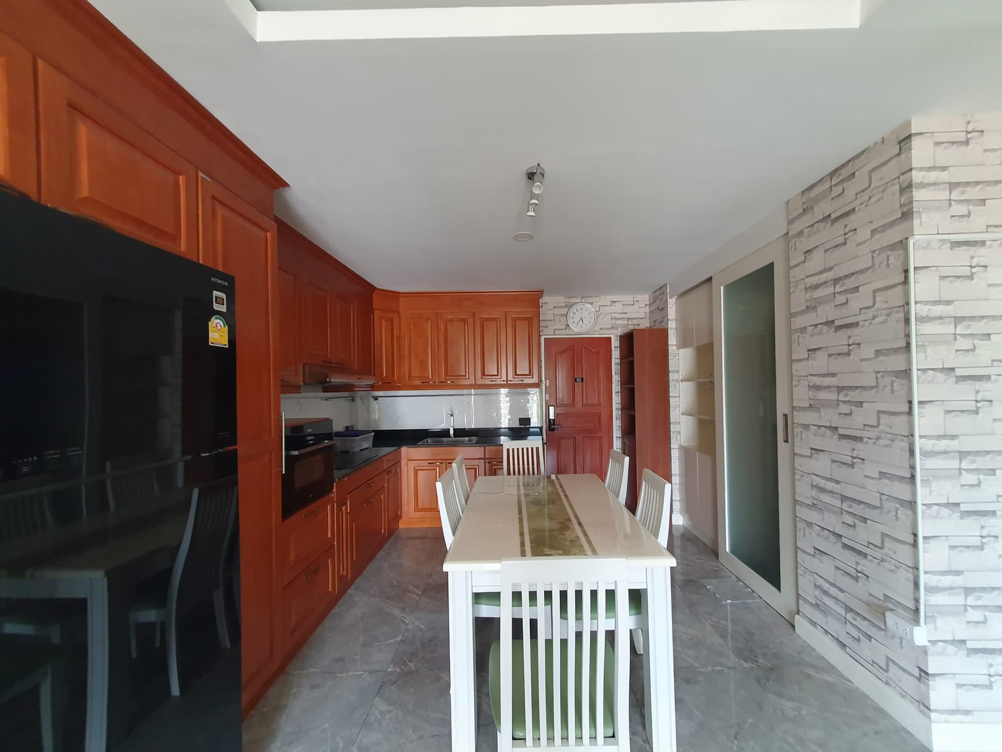 2 Bed Condo for Sale in Mueang Chiang Mai - Image 5