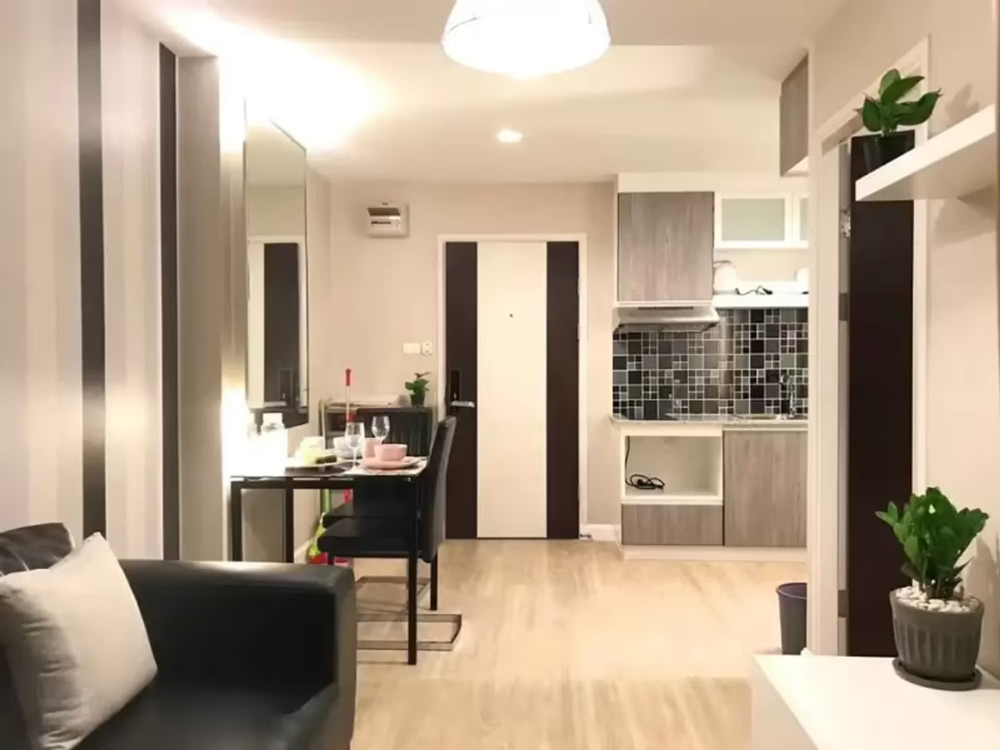 1 Bedroom Condo - Image 8