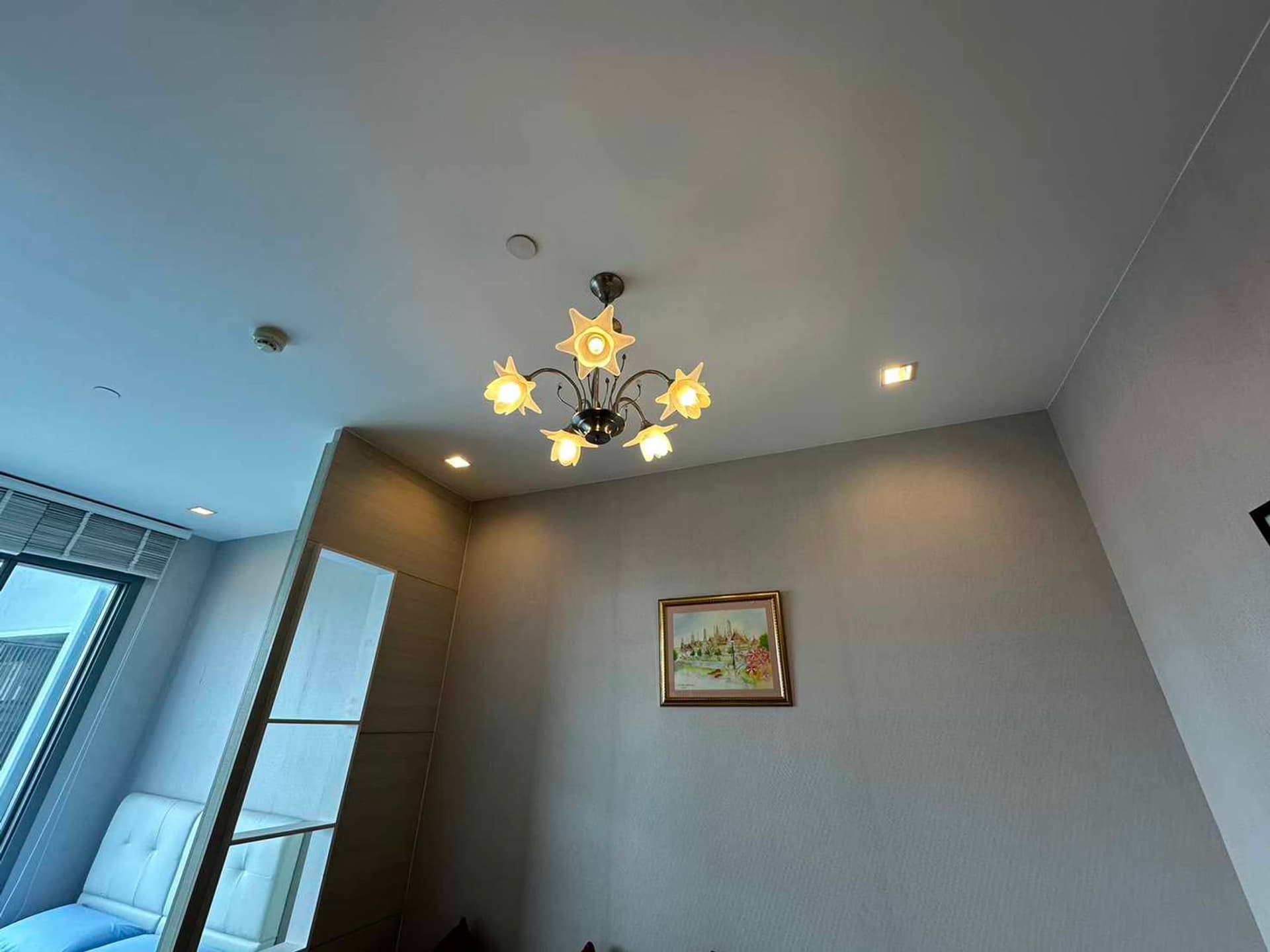  - Image 3