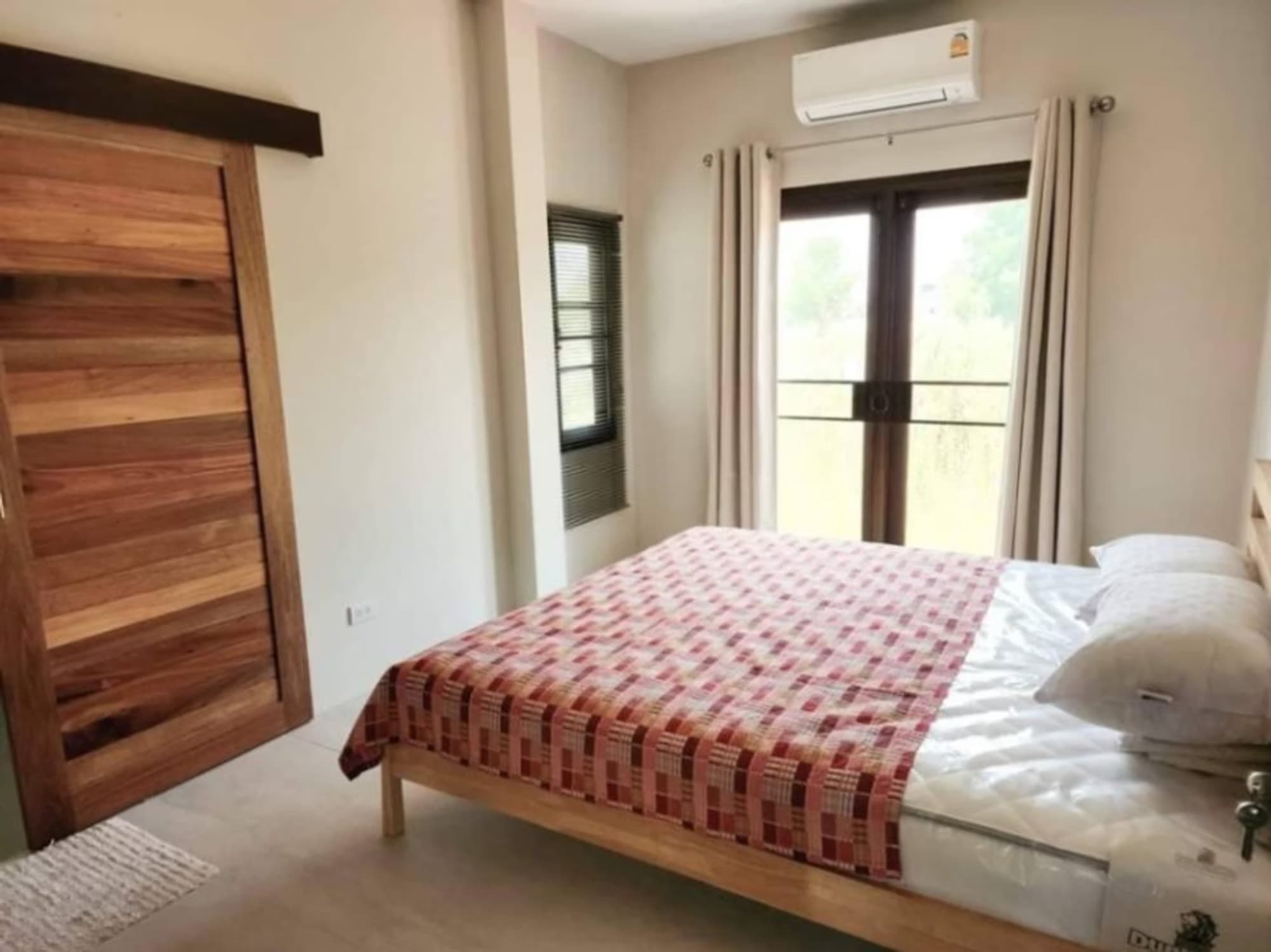 2 Bed House for Rent in Doi Saket - Image 6