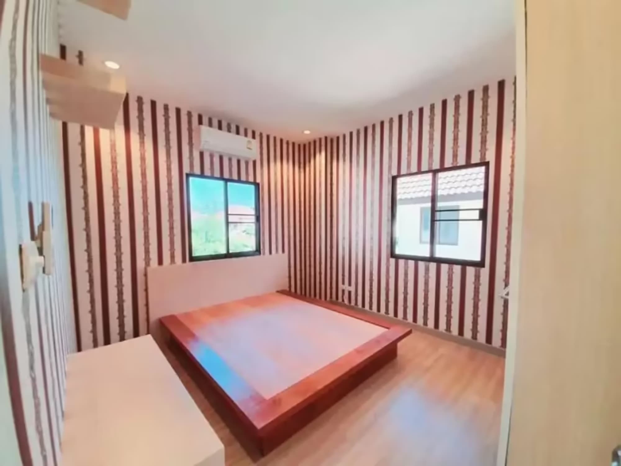 3 Bedroom House - Image 4