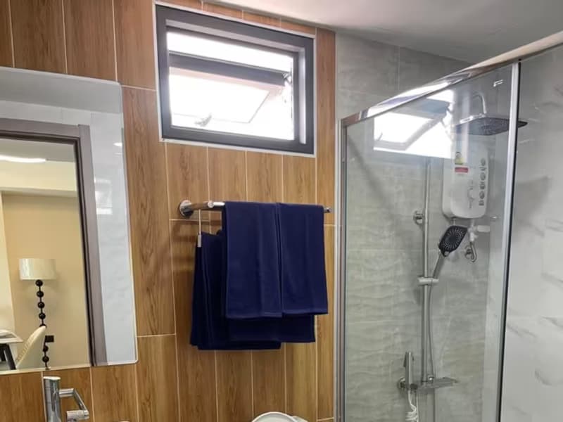1 Bedroom Condo
