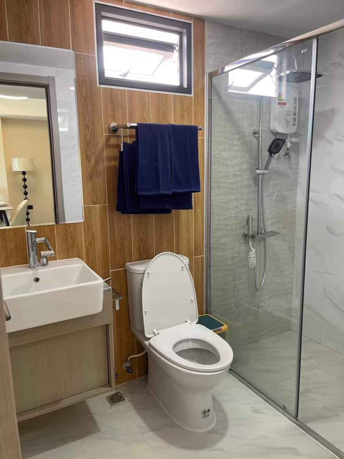 1 Bedroom Condo - Image 4