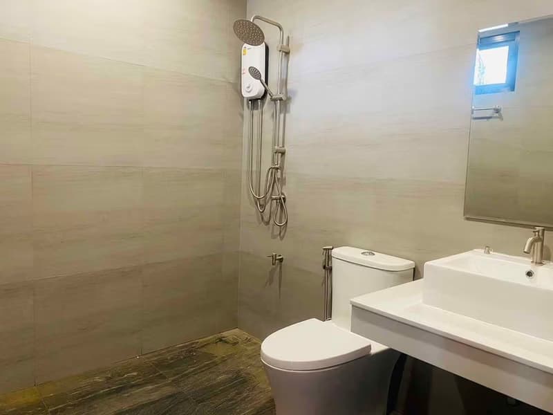 4 Bed House for Rent in Mueang Chiang Mai