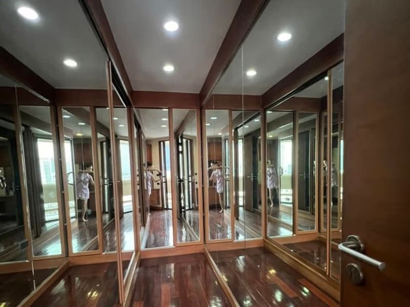 Condo for Rent at City Lake Tower Sukhumvit 16