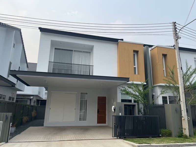 3 Bed House for Rent in Mueang Chiang Mai