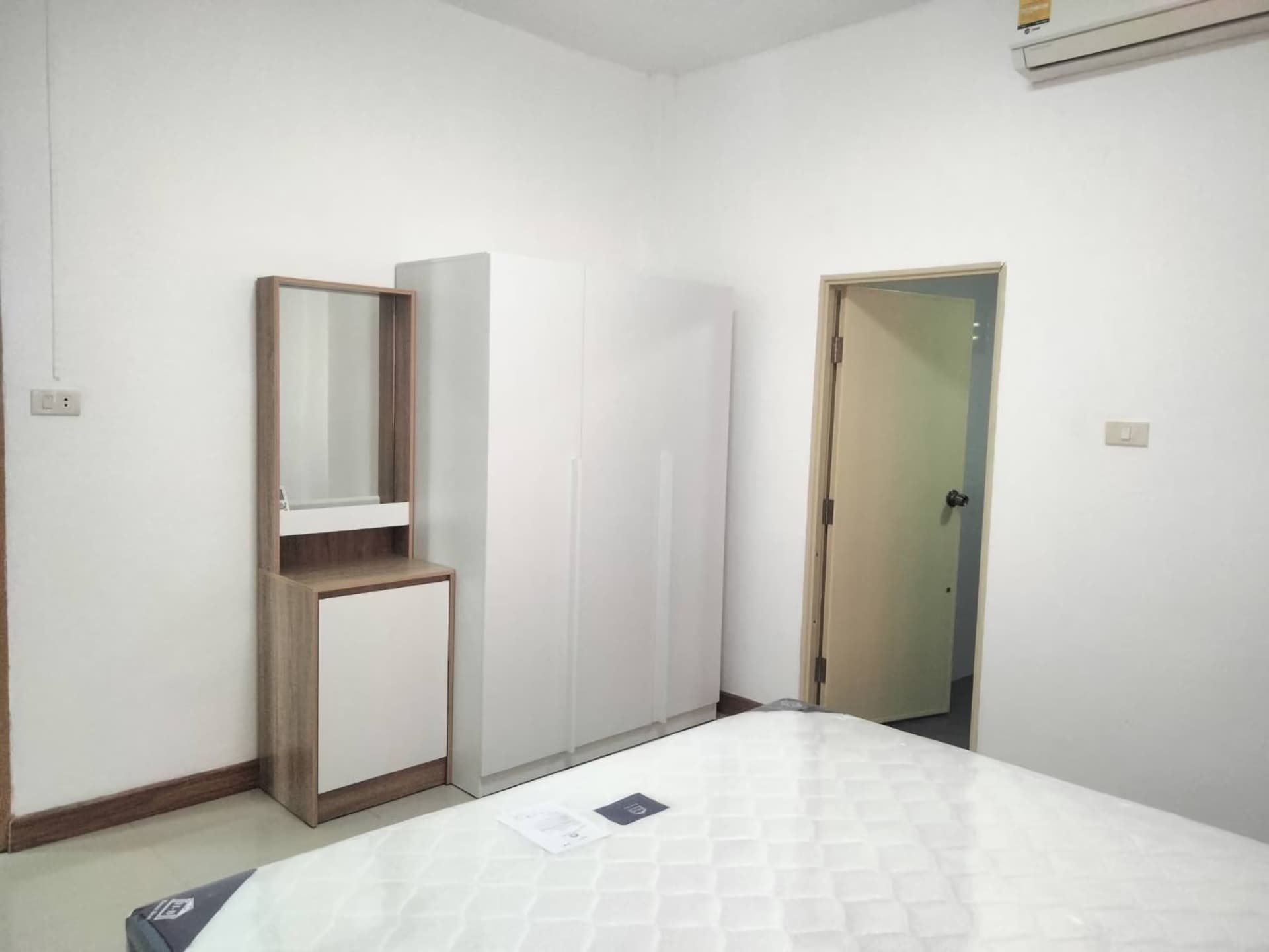 House for Rent, Sale in San Na Meng, San Sai. - Image 4