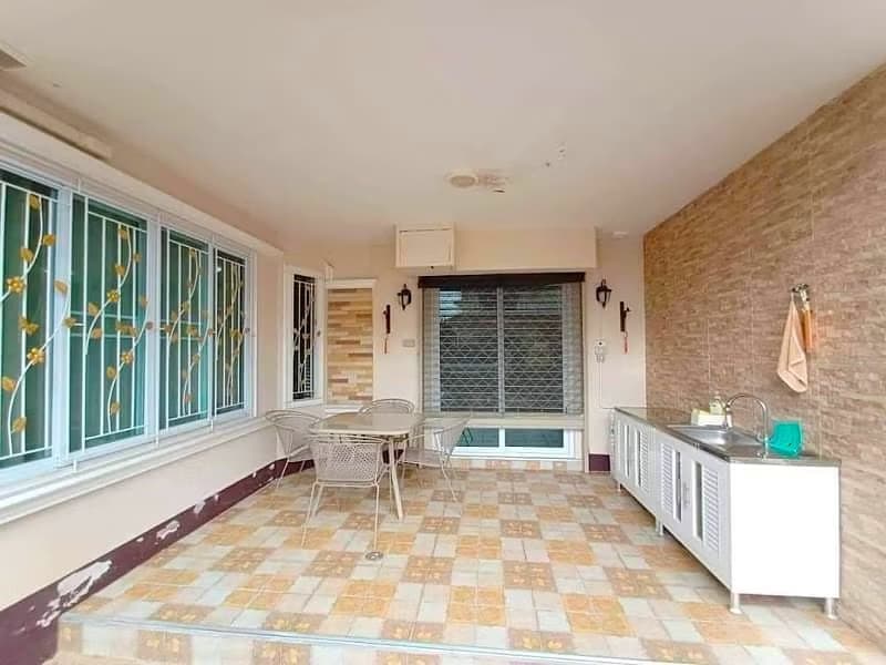 4 Bed House for Rent and Sale in San Kamphaeng District