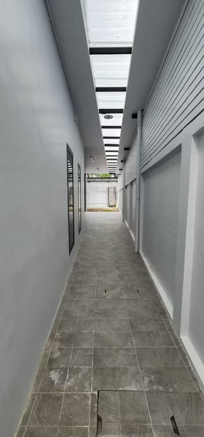 5 Bedroom Home office for rent  - Image 13