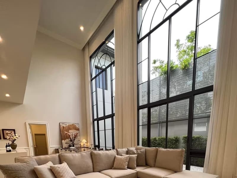 4 Bed House for Rent and Sale in Bang Kapi