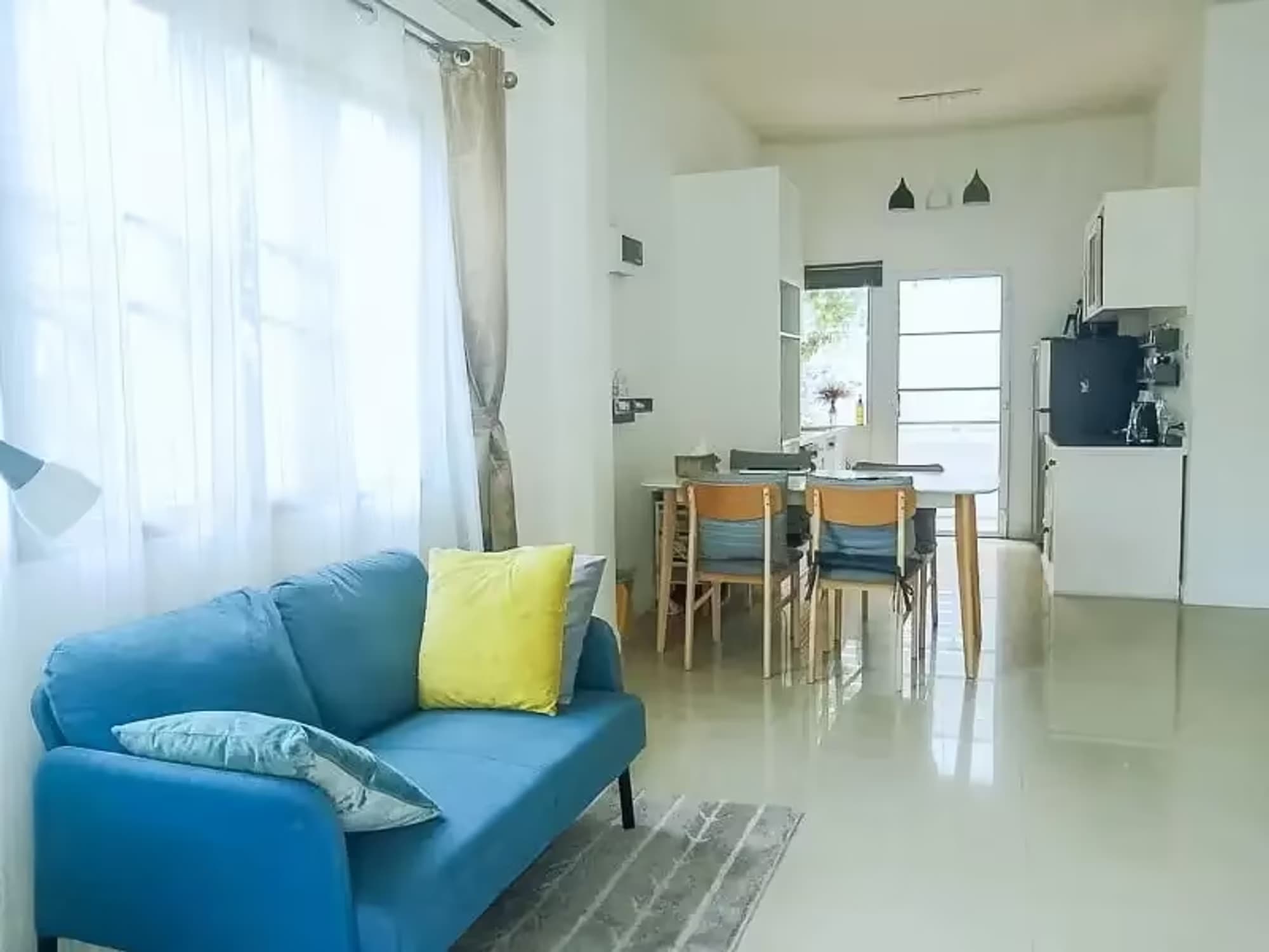 2 Bedroom House - Image 3