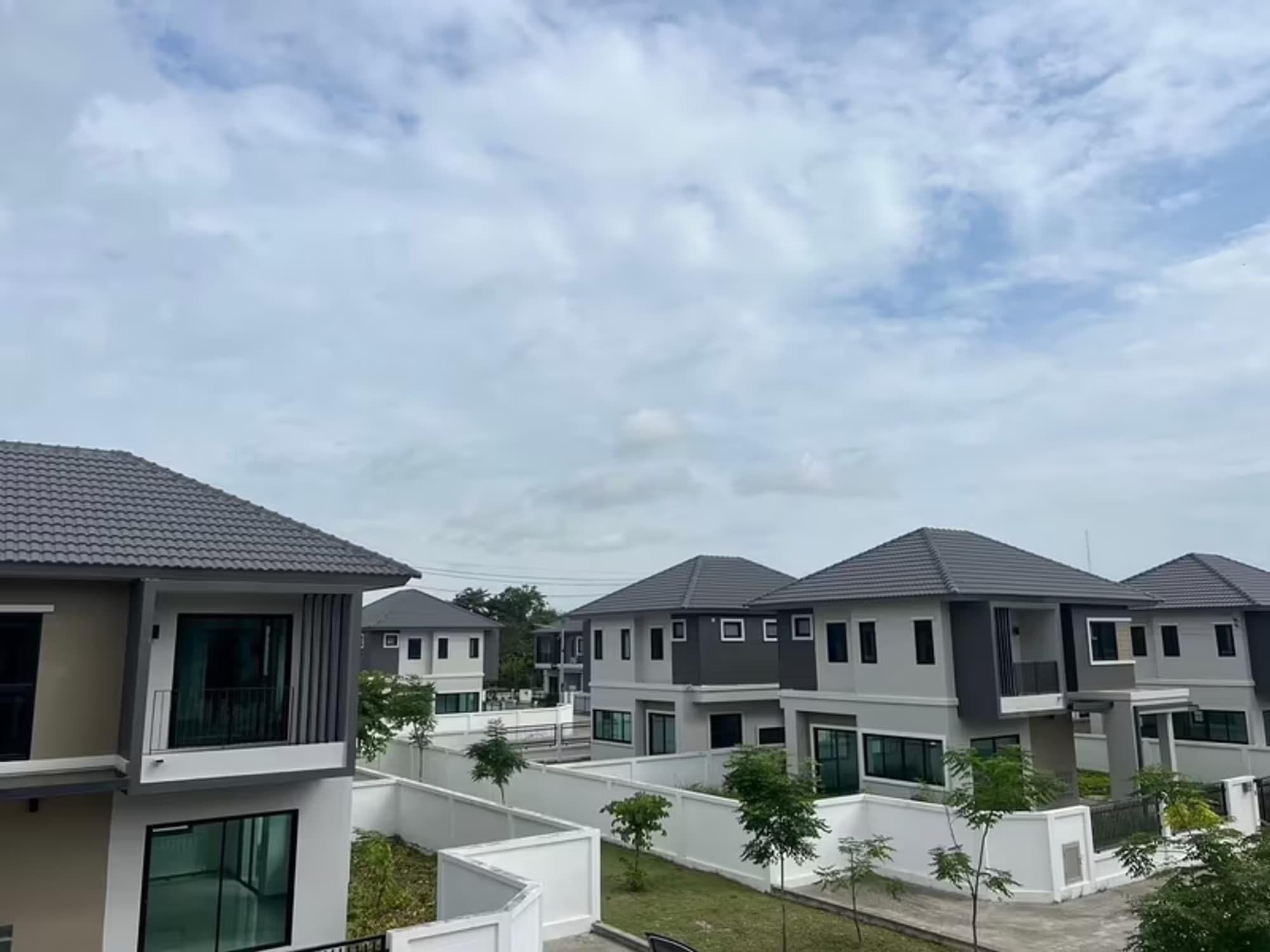 3 Bedroom House - Image 18