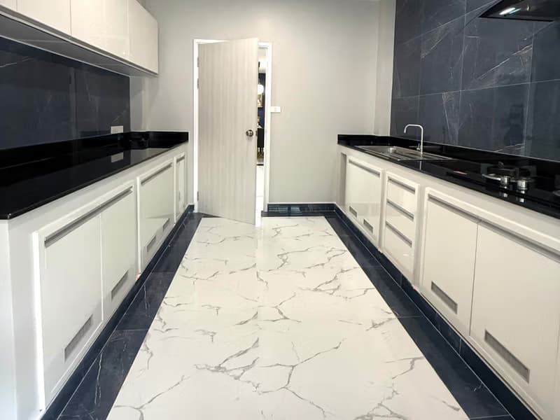 5 Bed House for Sale in Hang Dong District