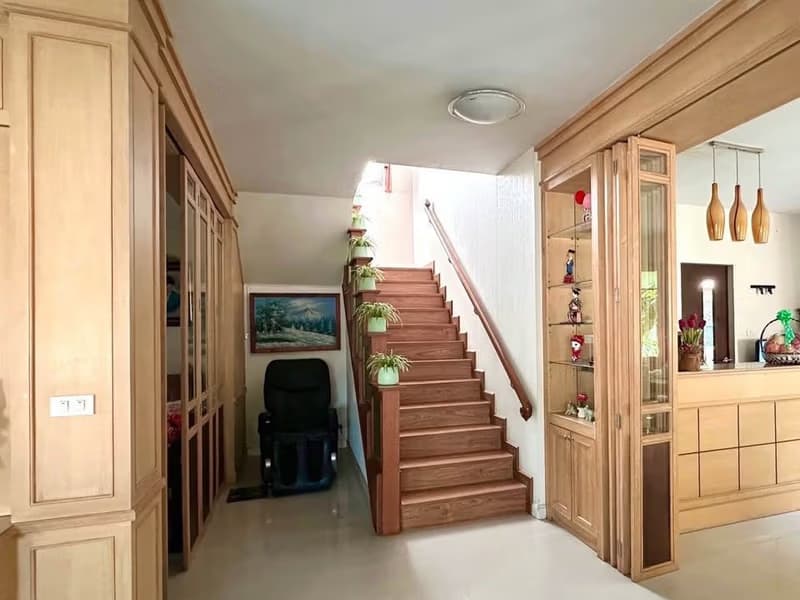 5 Bed House for Rent and Sale in Mueang Chiang Mai
