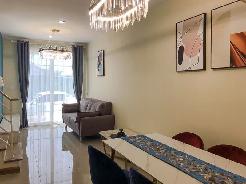 Townhouse for Rent at Golden Town RuamChok