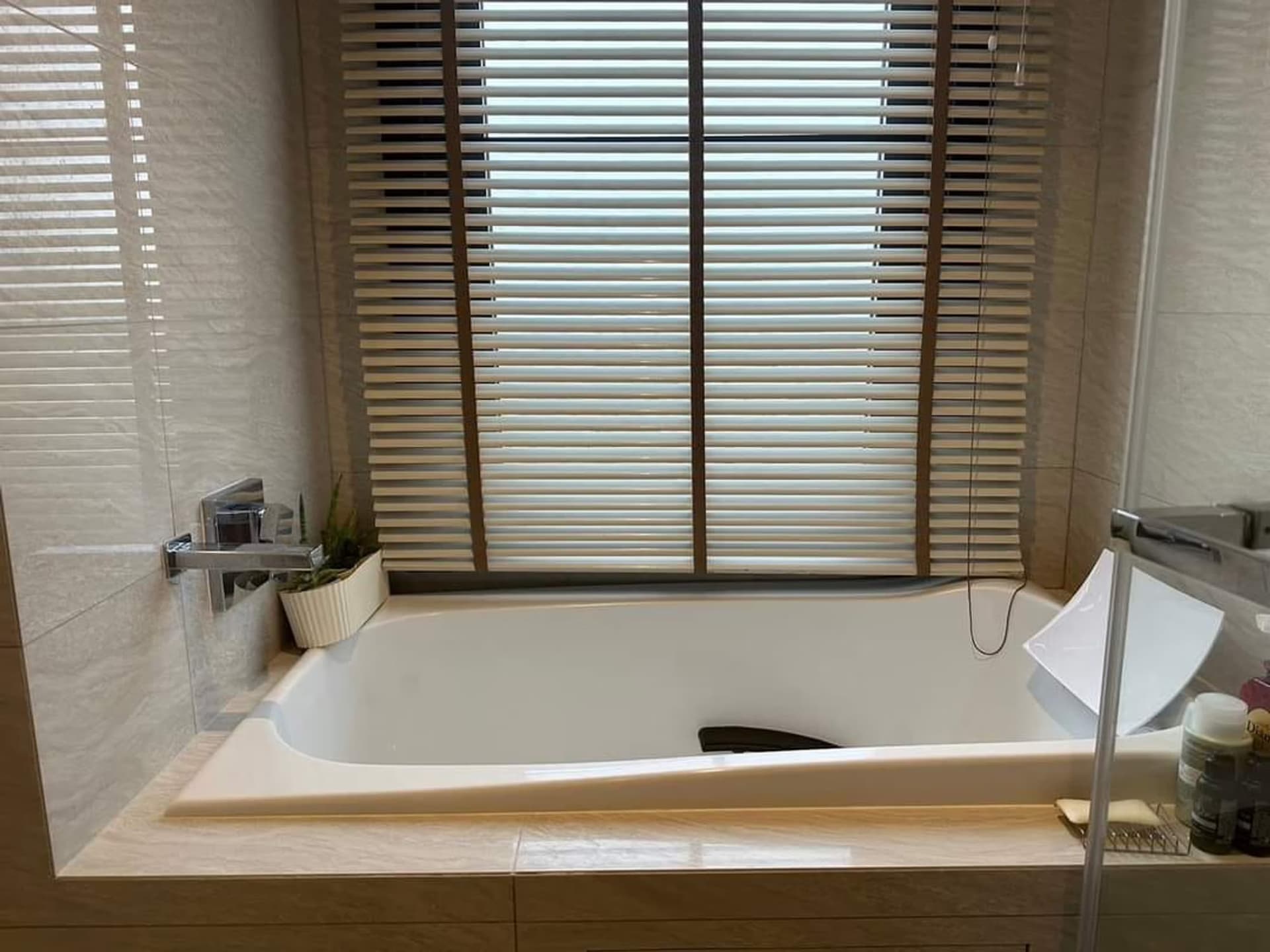 2 ห้องนอน Condo สำหรับ จำหน่าย ใน วัฒนา - Image 8
