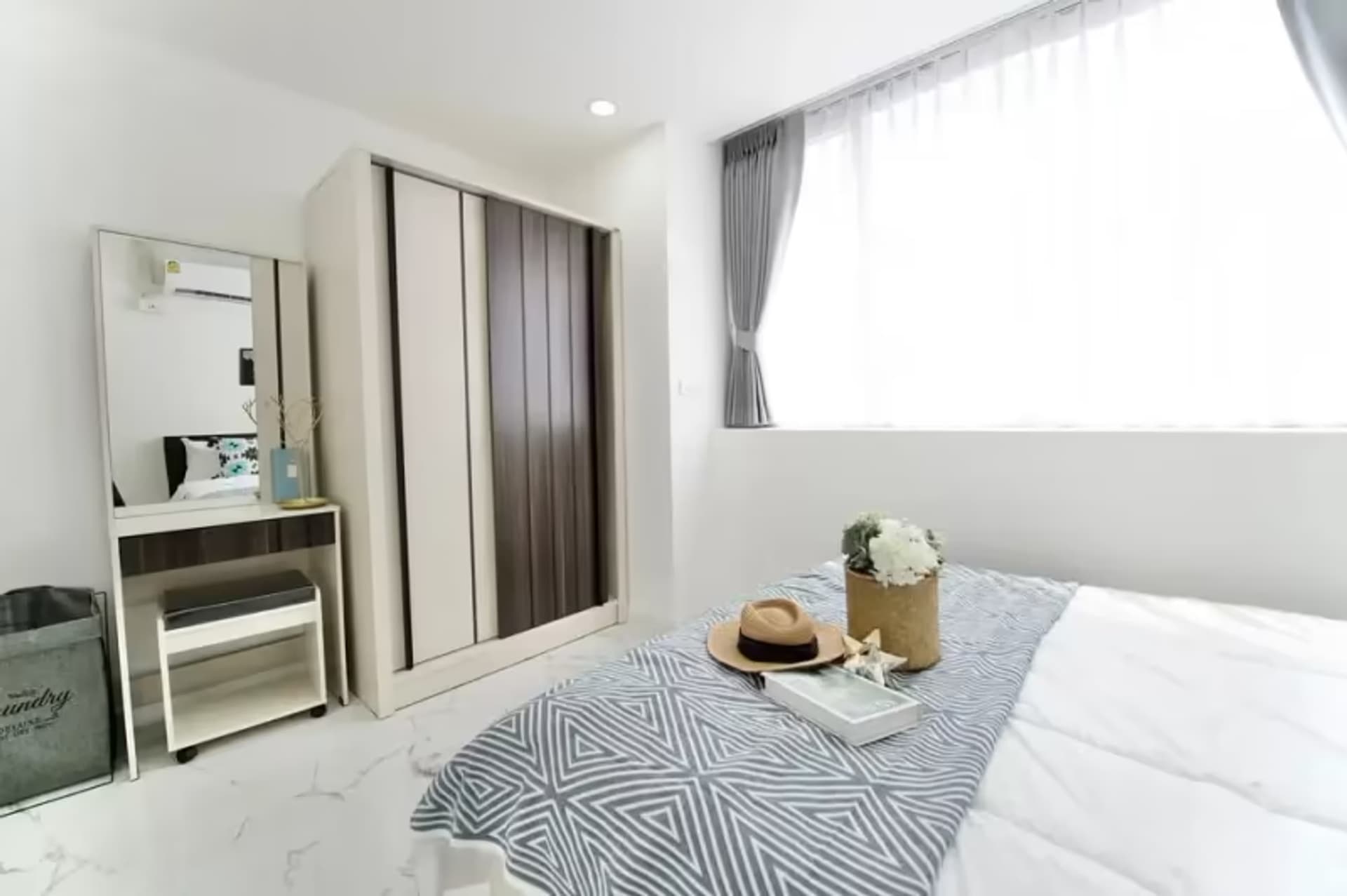 2 Bedroom Condo - Image 4