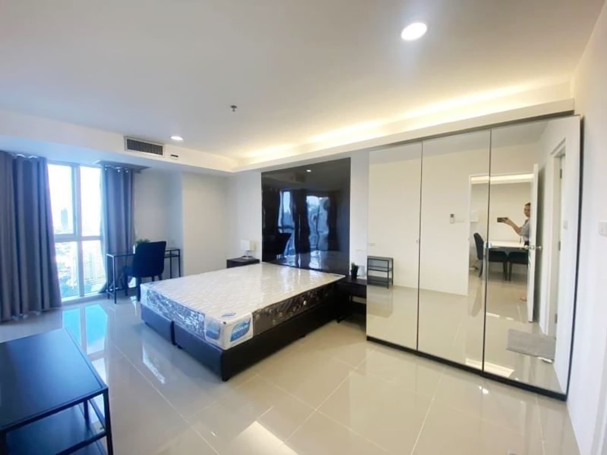 2 Bed Condo for Rent and Sale  Near Thong Lo BTS - Image 11