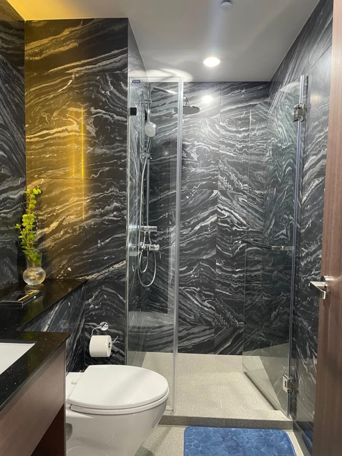 2 Bed Condo for Rent in Phra Khanong - Image 5